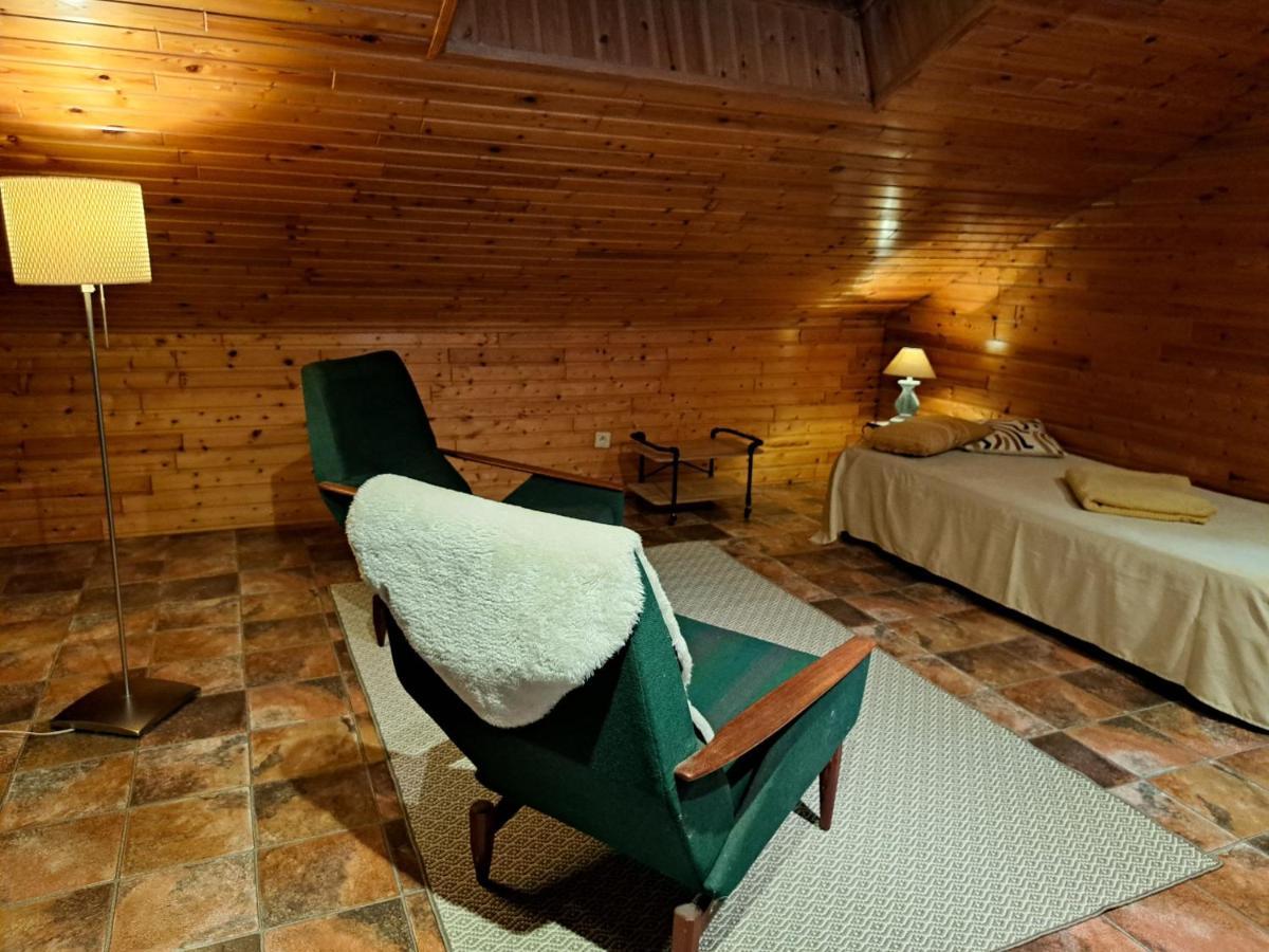 Le Chalet - Maison De Vacances Ла-Рош-ан-Арден Экстерьер фото